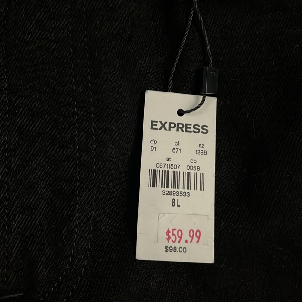 Express - Picture 3 of 11